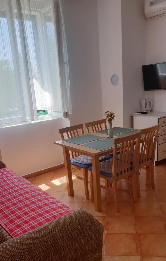 Apartmani Paron Sime Seline Zewnętrze zdjęcie
